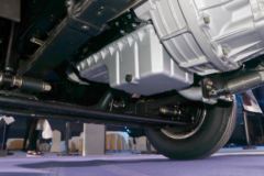 现代商用车 泓图300 150马力 4X2 4.165米单排厢式轻卡(国六)(CHM5040XXYZDC33T)