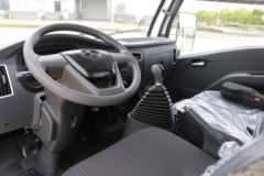 跃进 福星S70 113马力 4.05米单排栏板小卡(国六)(SH1033PEGCNZ)