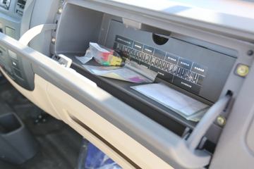 �ɵ��³� V2ϵ�� 95���� 4.17�׵��������ῨͼƬ