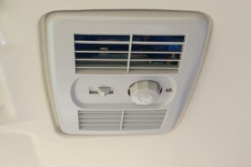 �ɵ��³� V2ϵ�� 95���� 4.17�׵��������ῨͼƬ