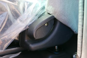 �ɵ��³� V2ϵ�� 95���� 4.17�׵��������ῨͼƬ