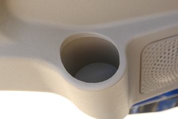 �ɵ��³� V2ϵ�� 95���� 4.17�׵��������ῨͼƬ