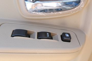 �ɵ��³� V2ϵ�� 95���� 4.17�׵��������ῨͼƬ