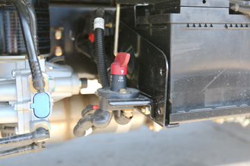 �ɵ��³� V2ϵ�� 95���� 4.17�׵��������ῨͼƬ