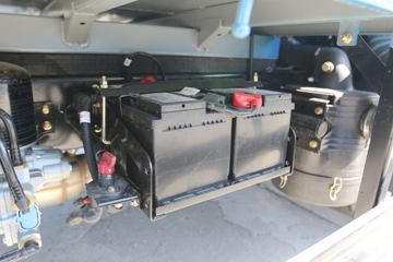 �ɵ��³� V2ϵ�� 95���� 4.17�׵��������ῨͼƬ