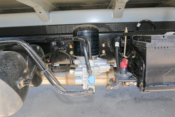 �ɵ��³� V2ϵ�� 95���� 4.17�׵��������ῨͼƬ