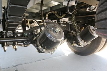 �ɵ��³� V2ϵ�� 95���� 4.17�׵��������ῨͼƬ