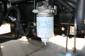 �ɵ��³� V2ϵ�� 95���� 4.17�׵��������ῨͼƬ