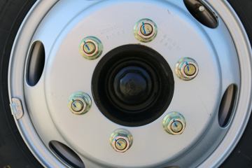 �ɵ��³� V2ϵ�� 95���� 4.17�׵��������ῨͼƬ