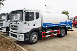 东风多利卡底盘&nbsp;洒水车/喷洒车外观图片