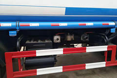 东风 多利卡D9 160马力 4X2 洒水车(楚胜牌)(CSC5181GPS5)
