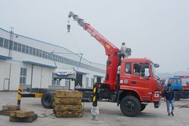 东风华神底盘&nbsp;随车吊外观图片