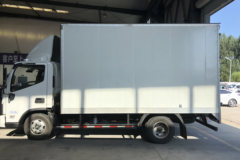 福田 欧马可E版 定制版 110马力 4.14米单排厢式轻卡(宽体)(BJ5048XXY-FC)