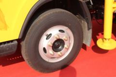 解放 虎VN 130马力 4X2 清障车(春洪牌)(CHP5040TQZCA)