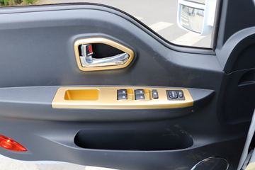 ����;�� T5 1.6L 122���� ���� 2.99��˫������С��(����)ͼƬ