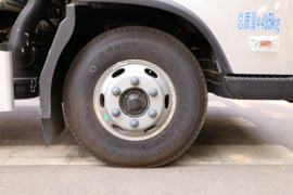 福田欧马可底盘&nbsp;冷藏车底盘图片