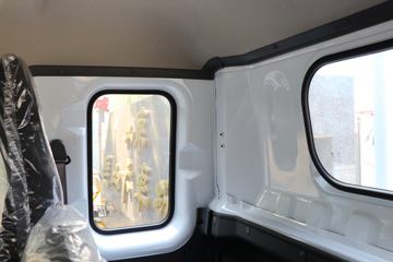 ���� ������D6-M ������ 115���� 3.8���Ű������ῨͼƬ