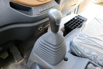 ���� ����J5 115���� 4.15�׵�����ʽ�ῨͼƬ
