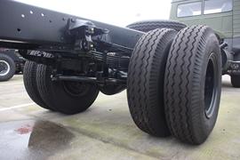 斯太尔&nbsp;载货车底盘                                                图片