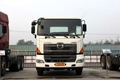 广汽日野700 牵引车