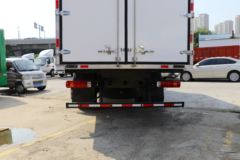 福田 奥铃大黄蜂 210马力 6.1米排半厢式载货车(BJ5186XXY-A1)