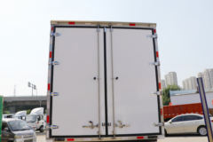 福田 奥铃大黄蜂 210马力 6.1米排半厢式载货车(BJ5186XXY-A1)