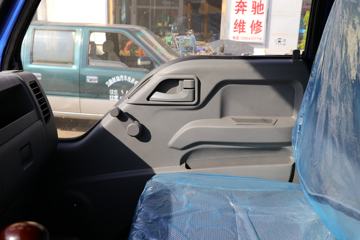 ���� ʱ�����3 95���� 4X2 3����ж��(BJ3046D8PDA-FA)ͼƬ