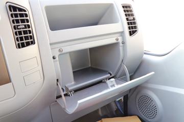 ���� ʱ�����3 95���� 4X2 3����ж��(BJ3046D8PDA-FA)ͼƬ