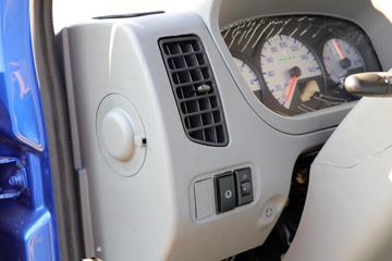 ���� ʱ�����3 95���� 4X2 3����ж��(BJ3046D8PDA-FA)ͼƬ