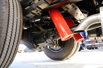 ���� ʱ�����3 95���� 4X2 3����ж��(BJ3046D8PDA-FA)ͼƬ