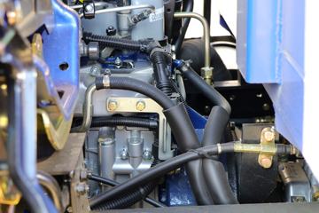 ���� ʱ�����3 95���� 4X2 3����ж��(BJ3046D8PDA-FA)ͼƬ