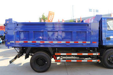 ���� ʱ�����3 95���� 4X2 3����ж��(BJ3046D8PDA-FA)ͼƬ