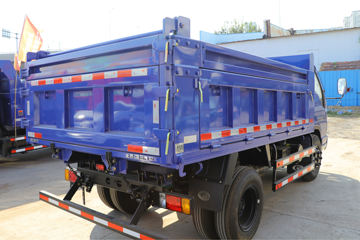 ���� ʱ�����3 95���� 4X2 3����ж��(BJ3046D8PDA-FA)ͼƬ