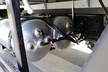 ���� ŷ����3ϵ 131���� 3.22��˫�������Ῠ(�ٱ�4.875)(BJ1049V9AD6-A2)ͼƬ