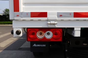 ���� ŷ����3ϵ 131���� 3.22��˫�������Ῠ(�ٱ�4.875)(BJ1049V9AD6-A2)ͼƬ