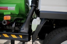 凯捷M1&nbsp;洒水车/喷洒车底盘图片