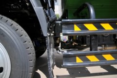 凯马 凯捷M6 129马力 4X2 洒水车(短轴)(KMC5142GSSA42P5)