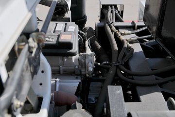 ���� K6������ 103���� 4X2 �����жʽ������ͼƬ