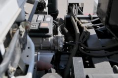 凯马 K6福来卡 103马力 4X2 车厢可卸式垃圾车(KMC5041ZXXA28D5)