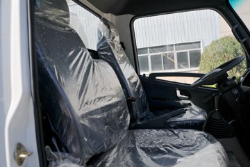 ���� K6������ 102���� 4X2 ��װжʽ������ͼƬ