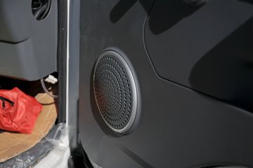 ���� K6������ 102���� 4X2 ��װжʽ������ͼƬ