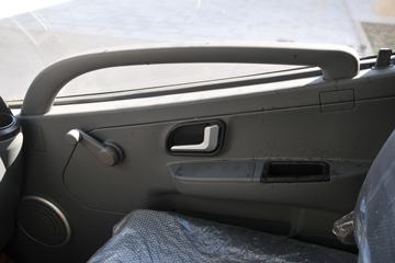 ���� K6������ 102���� 4X2 ��װжʽ������ͼƬ