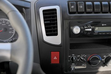 ���� K6������ 102���� 4X2 ��װжʽ������ͼƬ