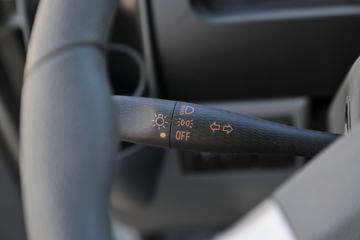 ���� K6������ 102���� 4X2 ��װжʽ������ͼƬ