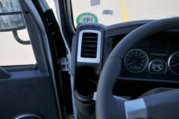 ���� K6������ 102���� 4X2 ��װжʽ������ͼƬ