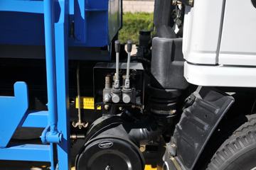 ���� K6������ 102���� 4X2 ��װжʽ������ͼƬ