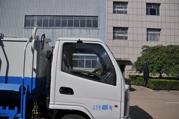 ���� K6������ 102���� 4X2 ��װжʽ������ͼƬ