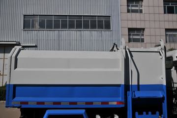 ���� K6������ 102���� 4X2 ��װжʽ������ͼƬ