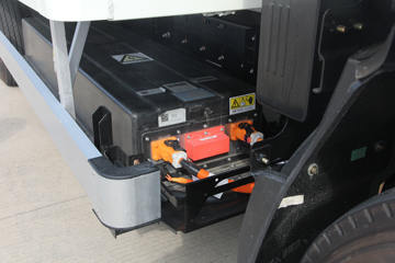  EV 4.5T 4.08׵Ŵ綯ʽῨ(JX5043XXYTGE25BEV)81.14kWhͼƬ