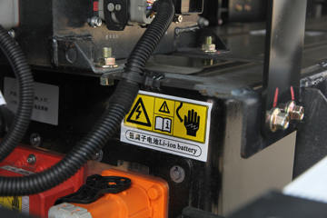  EV 4.5T 4.08׵Ŵ綯ʽῨ(JX5043XXYTGE25BEV)81.14kWhͼƬ